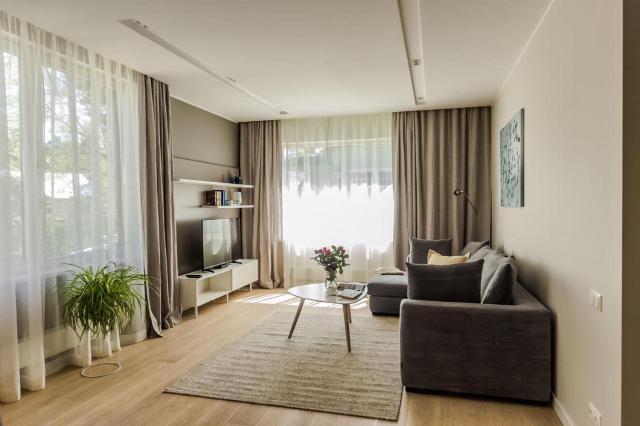 Osobnyak Aparthotel ยูร์มาลา ภายนอก รูปภาพ
